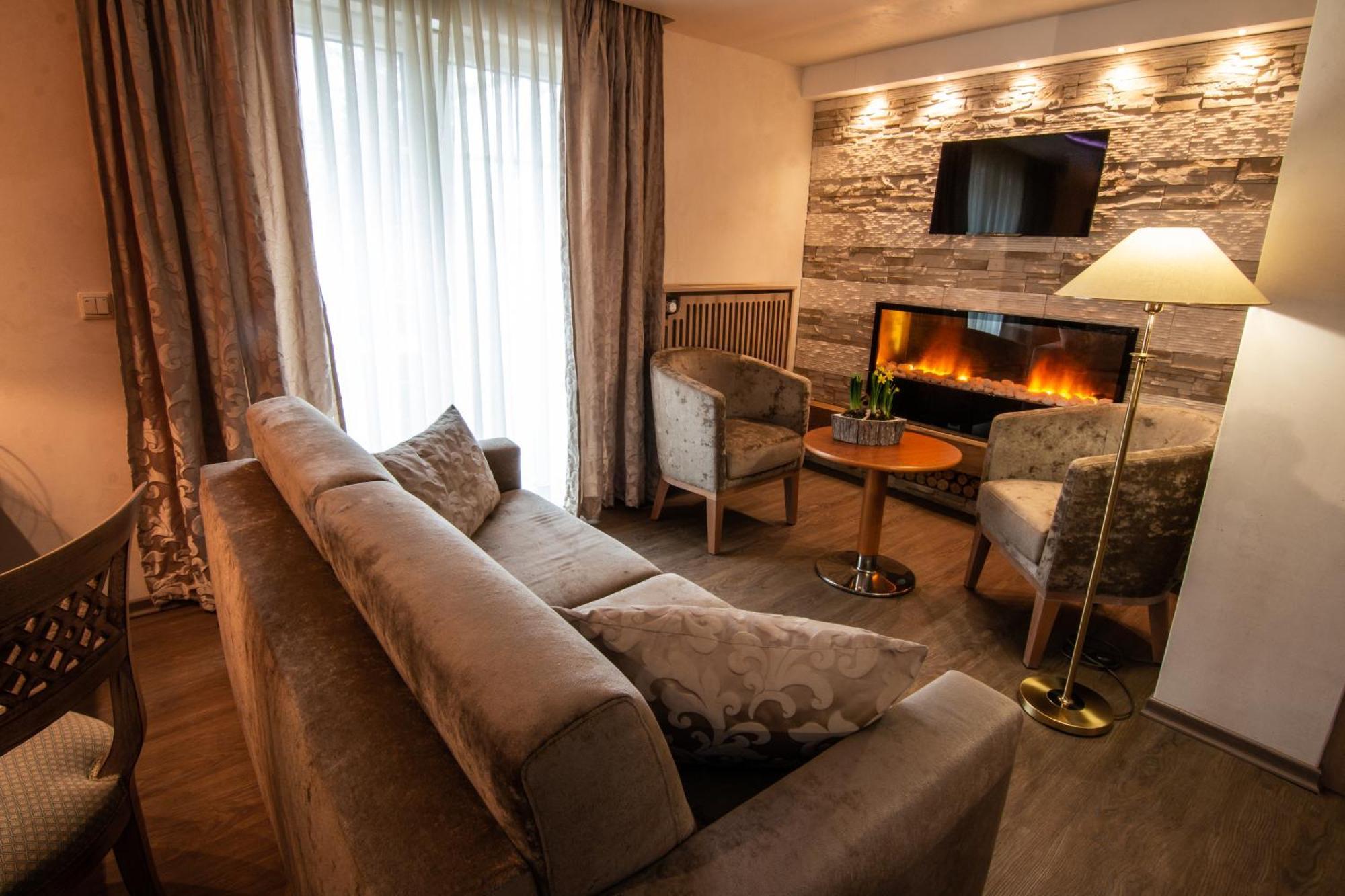 Domaine De La Foret Hotel