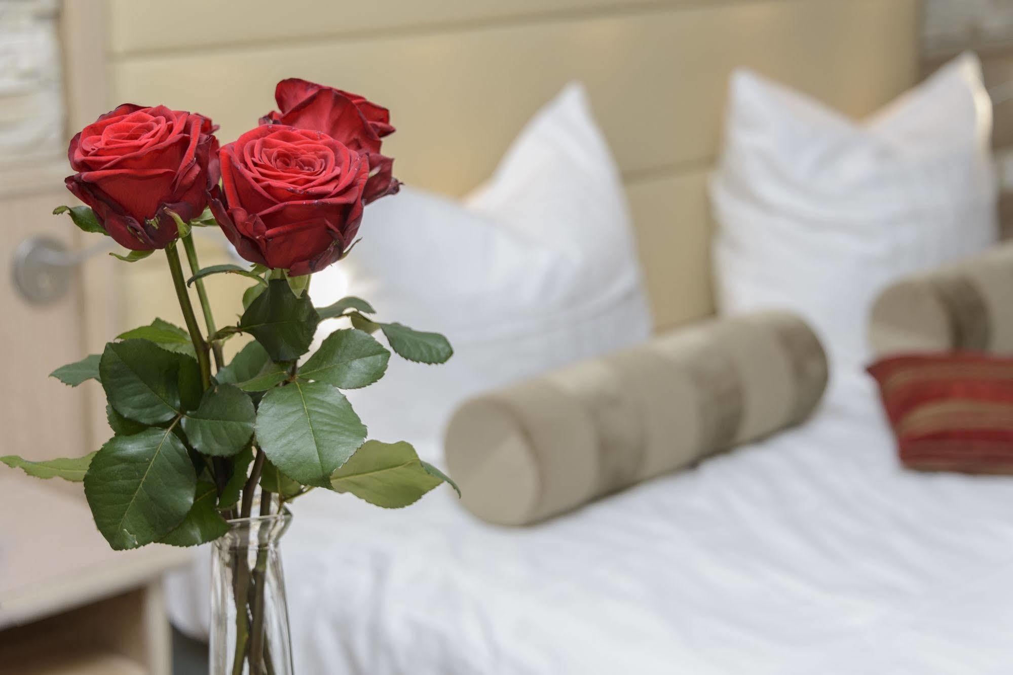 Domaine De La Foret Hotel 4*